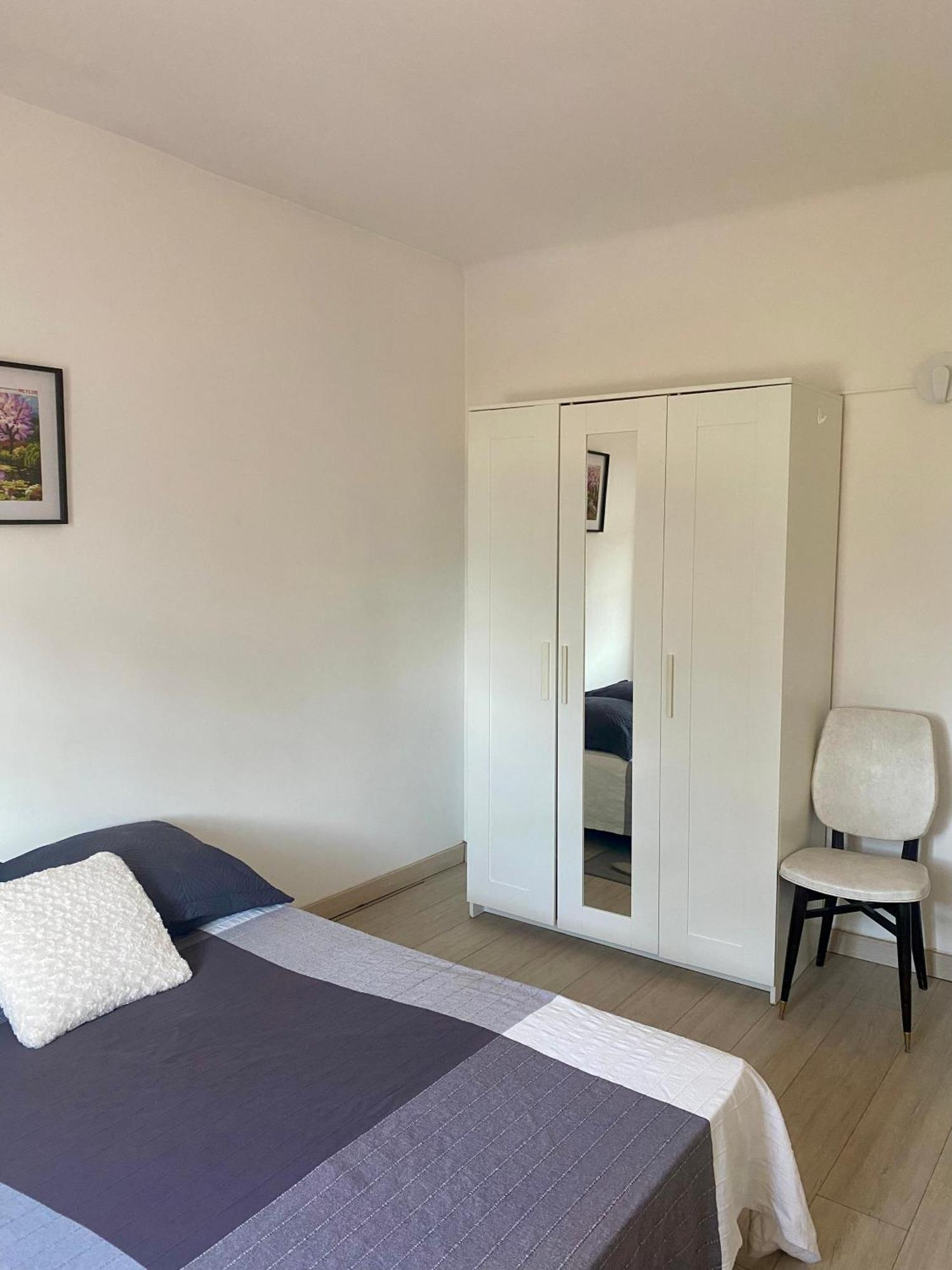 Le Micocoulier Apartamento La Crau Exterior foto